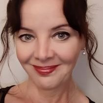 Profile Picture of Claire Tompkins (@ClaireTompkins1) on Twitter
