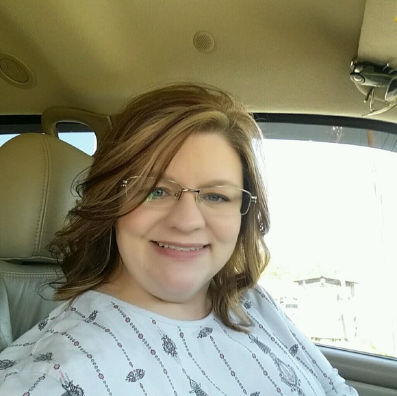 Profile Picture of Paula Randolph (@podunck43) on Poshmark