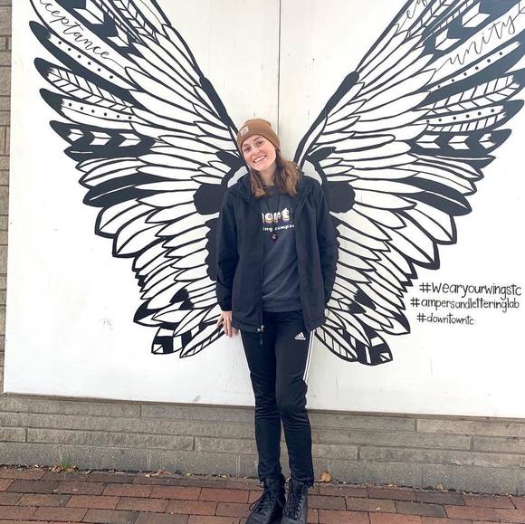 Profile Picture of Allison Lagrois (@alagrois) on Poshmark