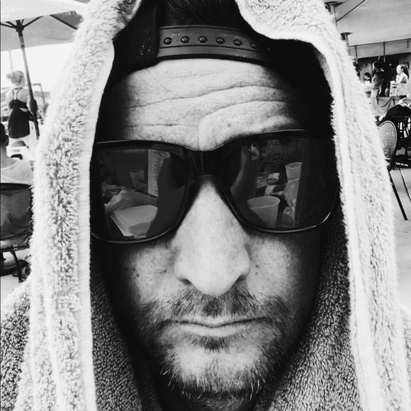 Profile Picture of Michael Vidmar (@vidmar) on Poshmark