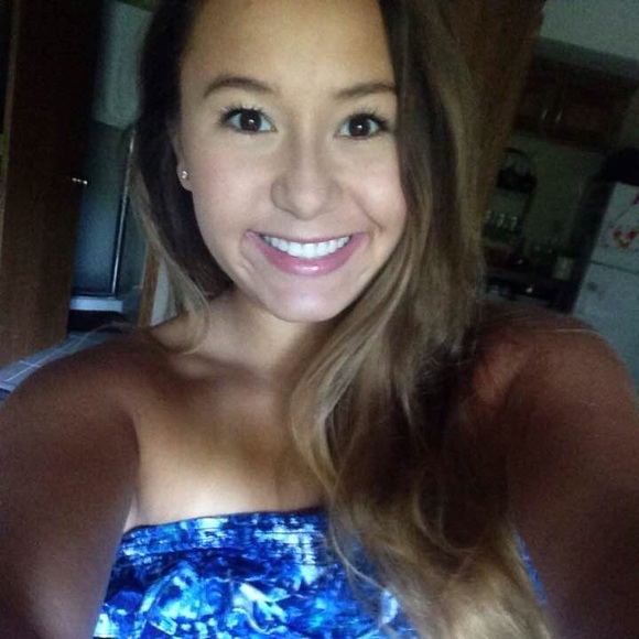 Profile Picture of Shayrae Nolden (@snolden) on Poshmark