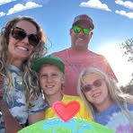 Laura Ireland - Facebook Profile Picture of Laura Ireland (@Laura-Ireland) on Facebook