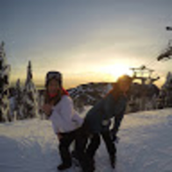 Profile Picture of Mairin Kiloh (@mairin_kiloh) on Poshmark