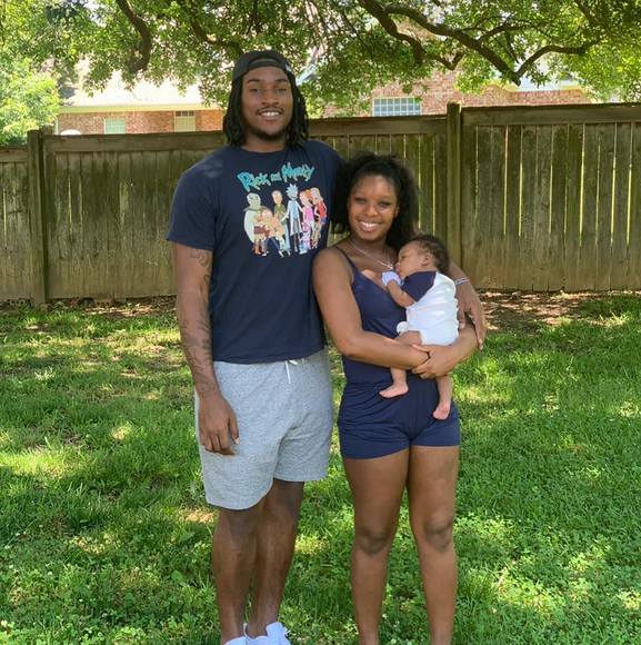 Profile Picture of Daneea Serrant (@danielladaneea) on Poshmark