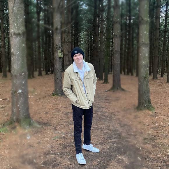 Profile Picture of Logan Wishon (@loganwishon1) on Poshmark