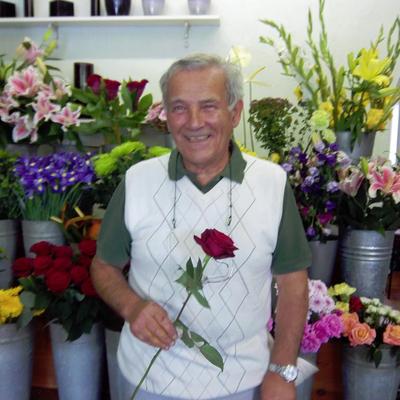 Profile Picture of Denise's Flowers SE1 (@DenisesSe1) on Twitter