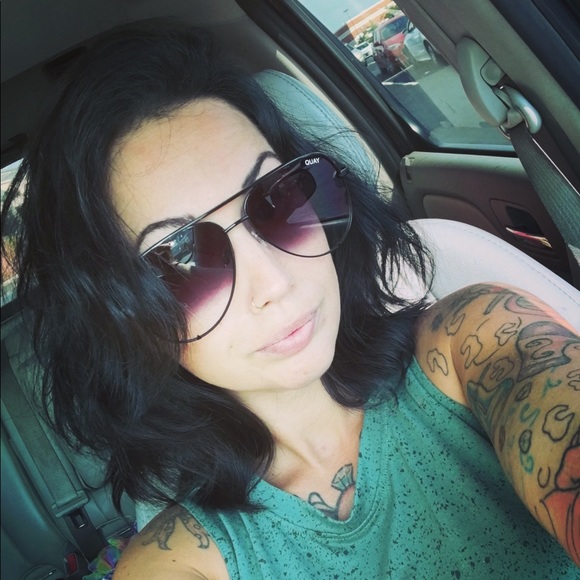 Profile Picture of Whitney Lambert (@whitneylambert4) on Poshmark