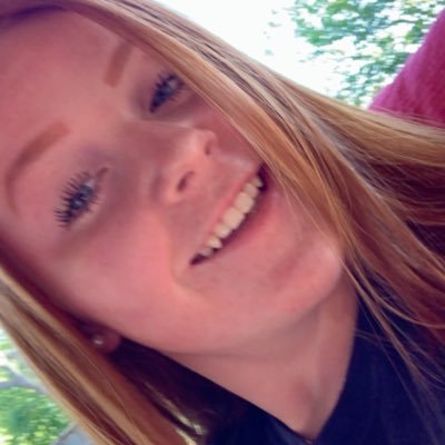 Profile Picture of Julia Coats (@juliacoats3) on Twitter