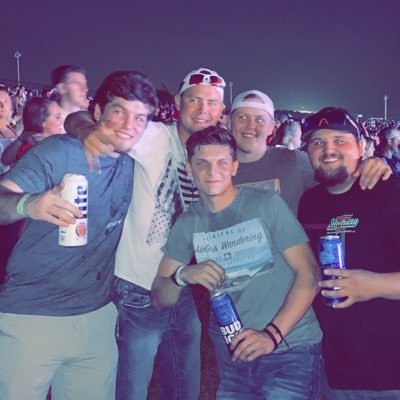 Profile Picture of Tyler (@CurlTyler) on Twitter
