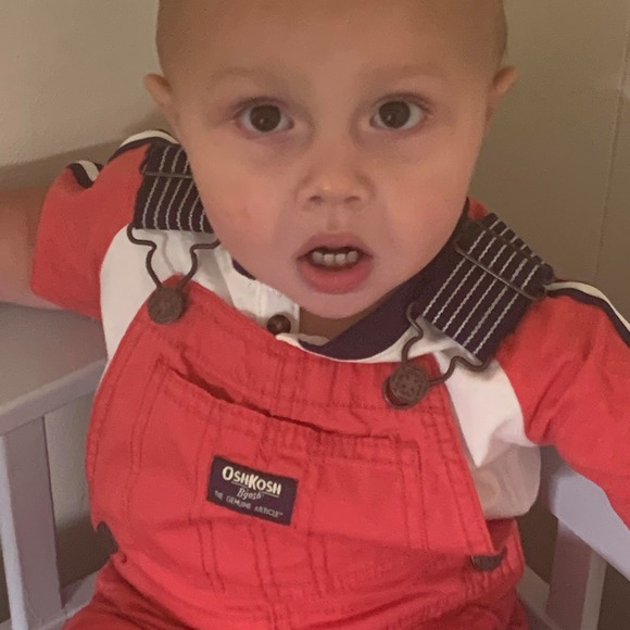 Profile Picture of Bobbie Milam (@bobbiemilam) on Poshmark