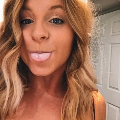 Profile Picture of Cynthia Papp (@papp_cynthia) on Twitter