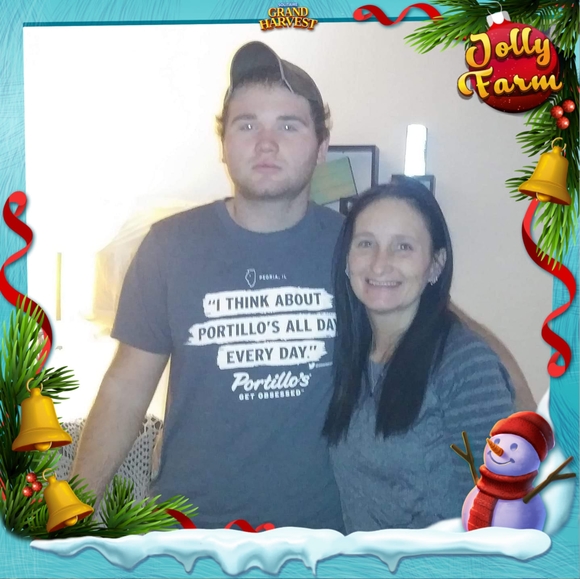 Profile Picture of Crystal Hinkley (@crydav2018) on Poshmark