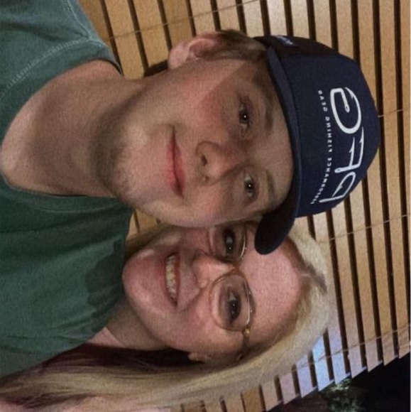 Profile Picture of Keira Cejka (@keiracejka) on Poshmark