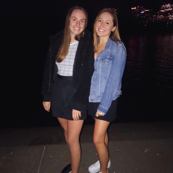 Profile Picture of Caroline Colavita (@carocola) on Poshmark