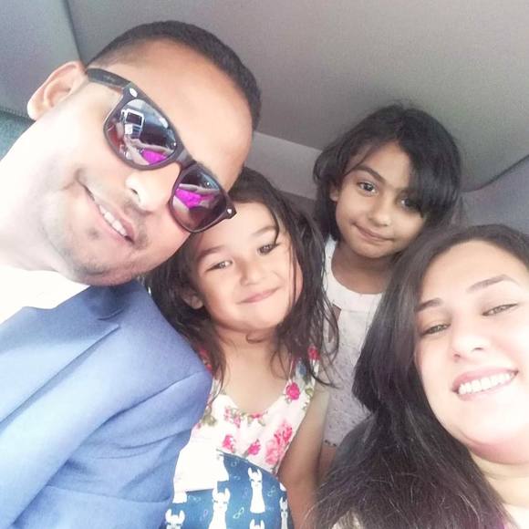 Profile Picture of Shaker Showky (@shekomero1) on Poshmark