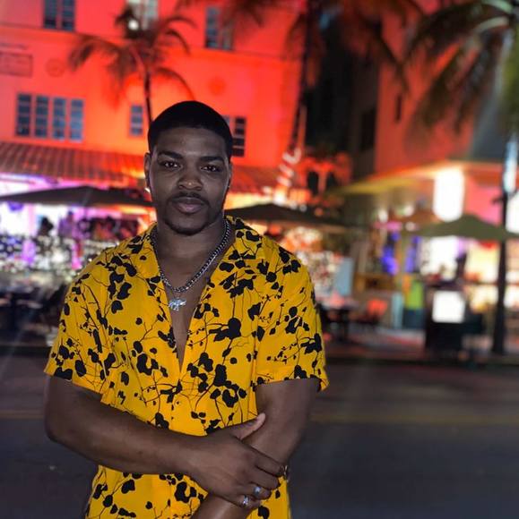 Profile Picture of Isaiah Dockett (@dock_heem) on Poshmark