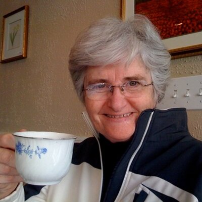 Profile Picture of Maureen McConnell (@WildLeoprdHeart) on Twitter