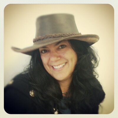 Profile Picture of Karla Lopez (@LopezLately) on Twitter