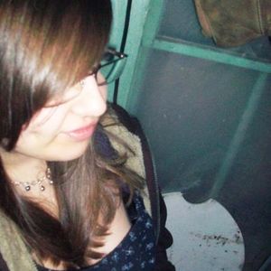 Profile Picture of Mandy Robbins (@xxtellmeforeverxx) on Myspace