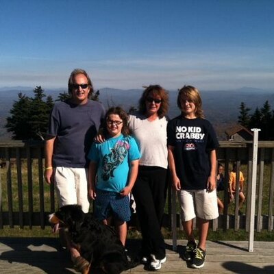 Profile Picture of Jessie Sherrer (@JessieSherrer) on Twitter