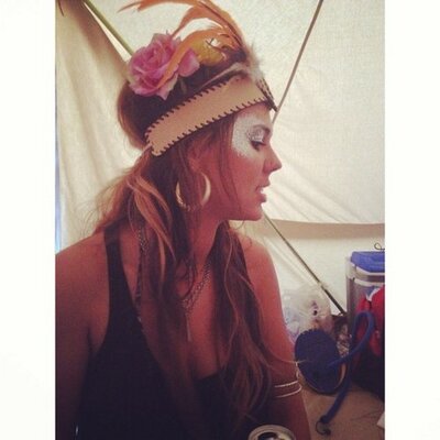 Profile Picture of Jasmine Coe (@jasminearanacoe) on Twitter