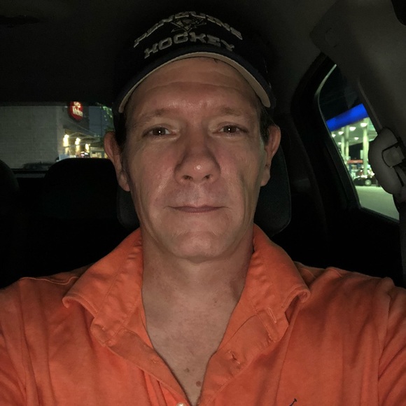 Profile Picture of Matthew Chavlick (@ifinditonline) on Poshmark