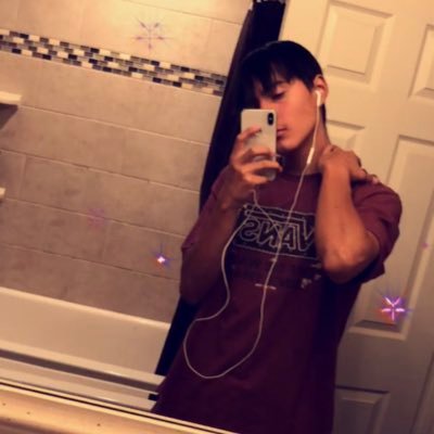 Profile Picture of Aarondurant_ (@AaronDurant6) on Twitter