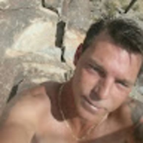 Profile Picture of Nick Poole (@nickpoolesales) on Poshmark