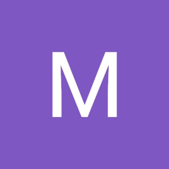 Profile Picture of Mckena Miglorini (@miglorinimckena) on Poshmark