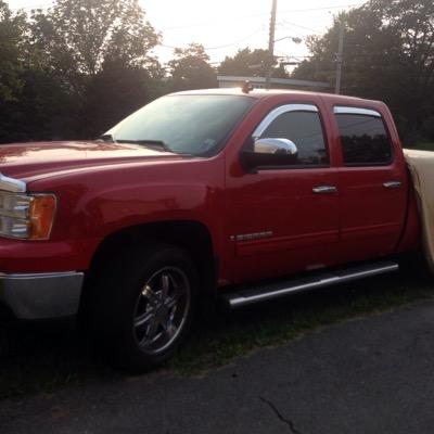 Profile Picture of Zach Malcolm (@malcolz) on Twitter