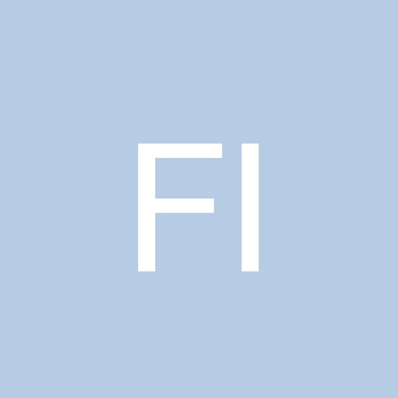 Profile Picture of Fahidha Ifthah (@fahidhaiftha) on Poshmark