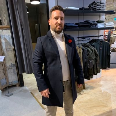 Profile Picture of Michael Ure (@Michael45720671) on Twitter