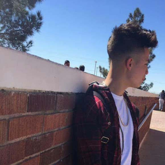 Profile Picture of Joshua Longoria (@joshualongor130) on Poshmark