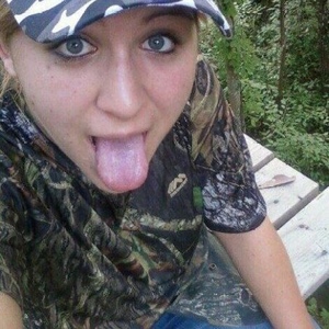 Profile Picture of Danielle Manuel (@iloveskaterboyz) on Myspace