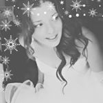 Danielle Murray-Graves - Instagram Profile Picture of Danielle Murray-Graves (@mnthippie22) on Instagram