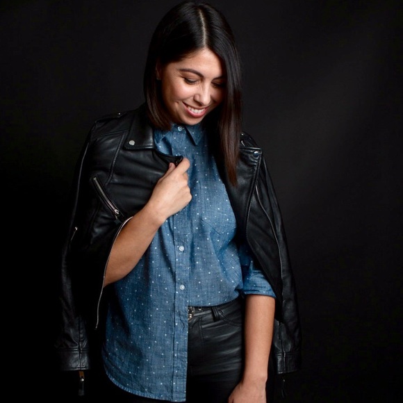 Profile Picture of Belen Cristellott (@bcristellott) on Poshmark