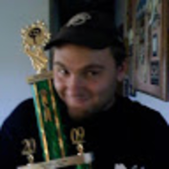 Profile Picture of Aaron Bryant (@aaronbryant89) on Poshmark