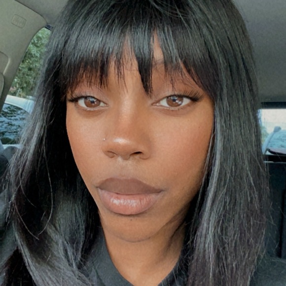 Profile Picture of Chawntae Lawson (@chawntae) on Poshmark