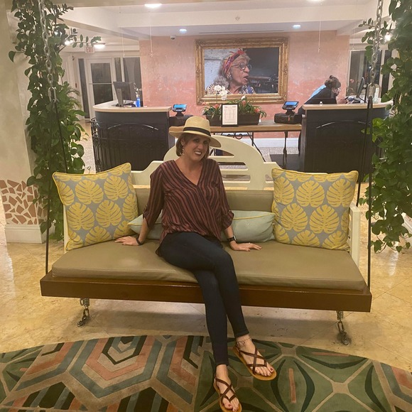 Profile Picture of Amanda Landers (@arcticrose) on Poshmark