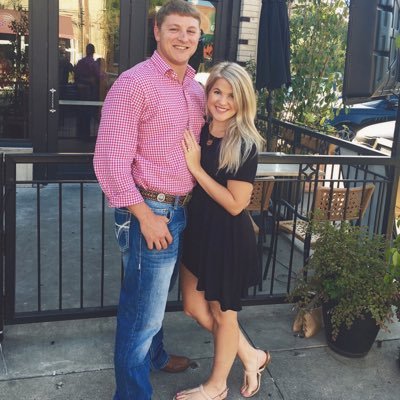 Profile Picture of Savanna Smith Moore (@savyleigh93) on Twitter