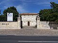 Profile Picture of Château Haut-Brion - Wikipediaon Wikipedia