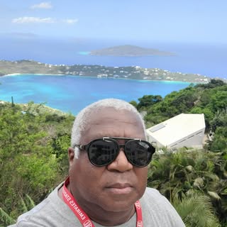 Profile Picture of Howard Sinclair (@howardsinclair) on Instagram