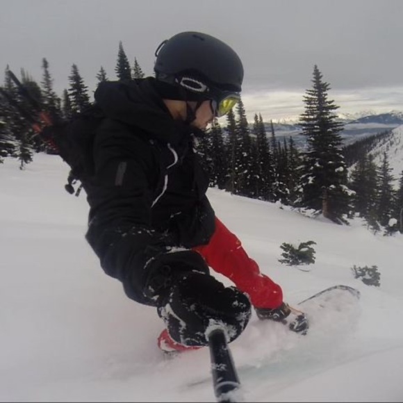 Profile Picture of Laurent Blier (@laurentblier) on Poshmark