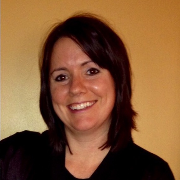 Elizabeth Hardcastle - Poshmark Profile Picture of Elizabeth Hardcastle (@elbromot) on Poshmark