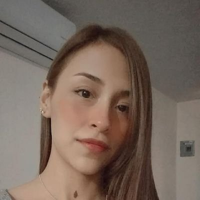 Profile Photo of Karla Bañuelos (@KarlaBanueloss) on Twitter