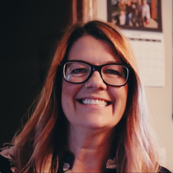 Profile Picture of Tracy Rosentreter (@t_rosentreter) on Poshmark