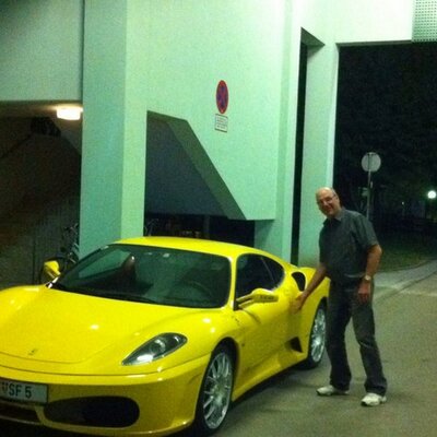 Profile Picture of David Manion (@davmanny) on Twitter