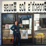 Profile Picture of amandadoedoe (@amandadoedoe) on Instagram