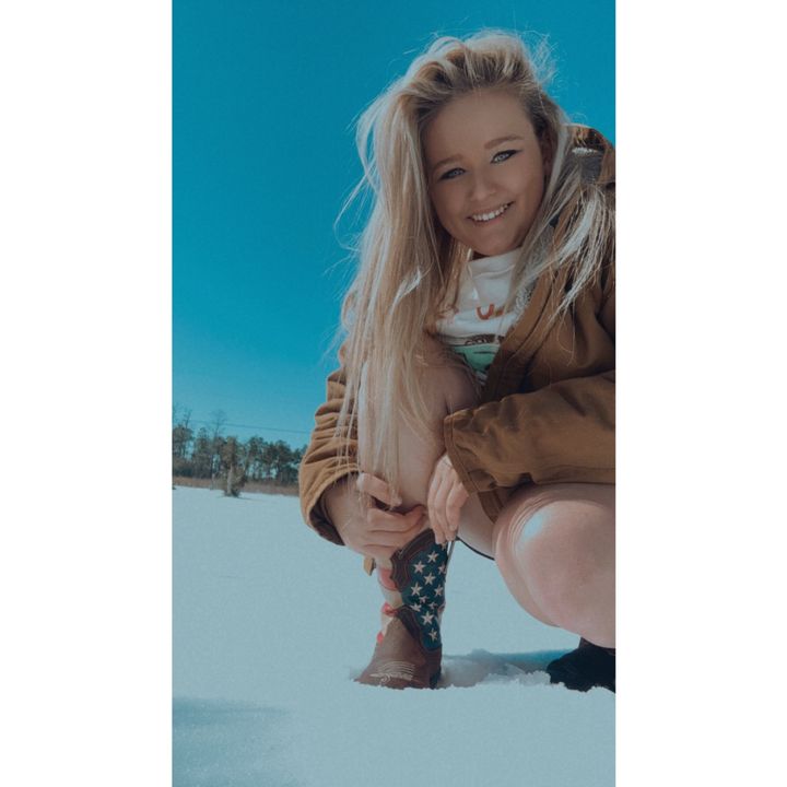 Profile Picture of Frances Fountain (@francess..1398) on Tiktok