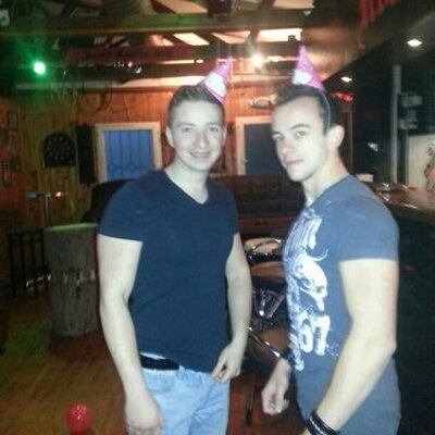 Profile Picture of Andy Schulze (@XscarfaceX91) on Twitter